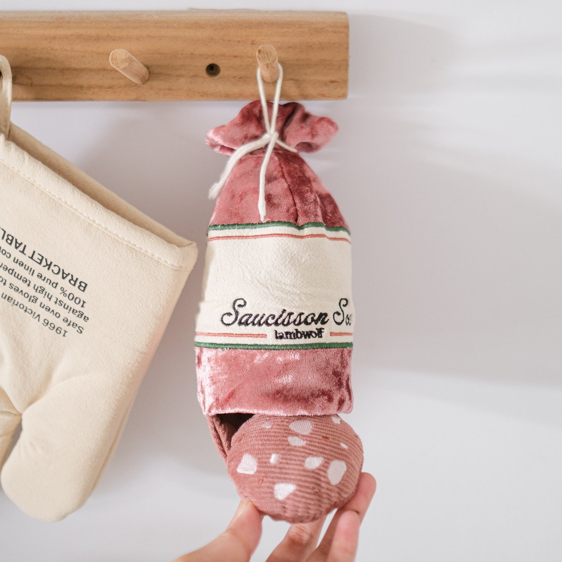 Saucisson – Challenging Burrow & Snuffle Dog Toy