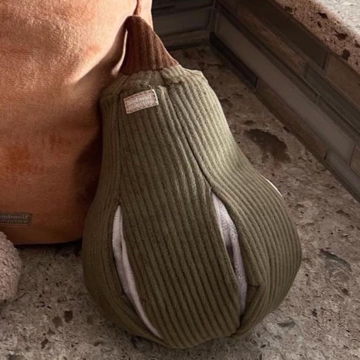 Butternut Squash – Interactive Snuffle & Burrow Dog Toy
