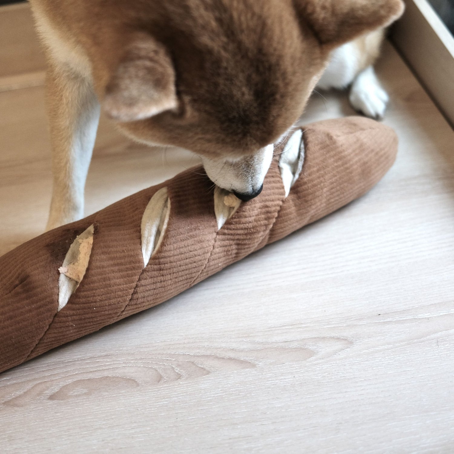 Baguette – Extra groot snuffel- en holspeelgoed voor honden - Share Happy Outfits