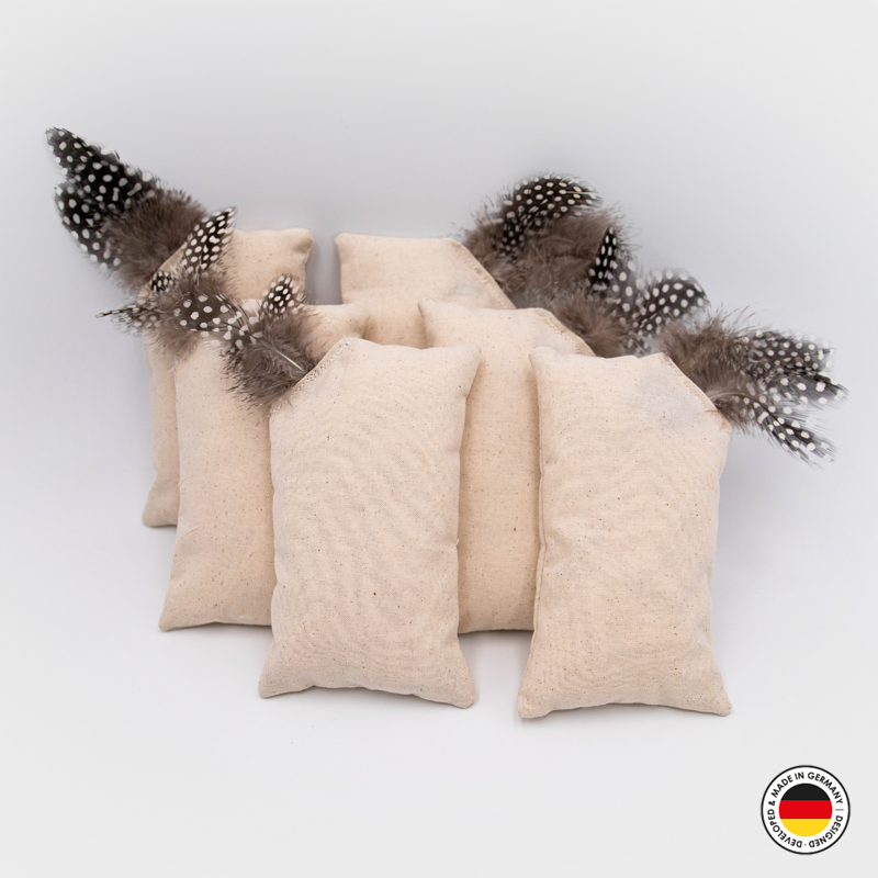 Nature Line – Valerian Cat Toy with Feathers - Share Happy Outfits