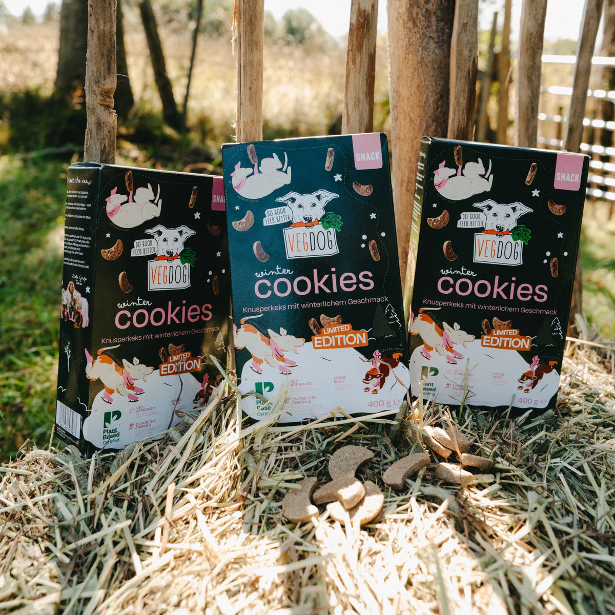 Winter Cookies - Vegan Christmas Dog Treats with Cinnamon - Limited Edition - 400g